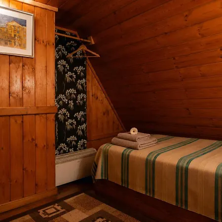 Eldorado - Caloroczny Wakacyjny 35 Km Od Krakowa * Stroza (Myslenice)